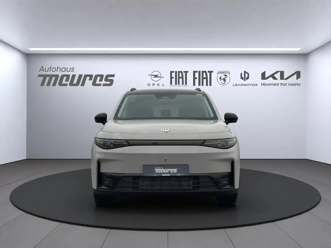 Leapmotor C10 - Thumbnail 5