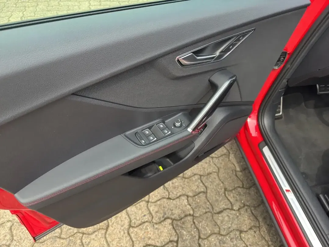 Audi SQ2 2.0 TFSI quattro S line - Thumbnail 14