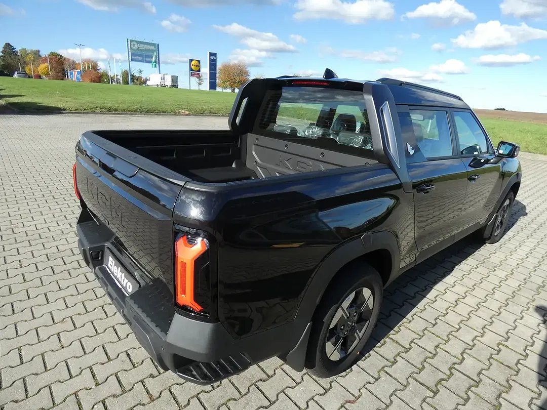 KGM Musso - Thumbnail 4