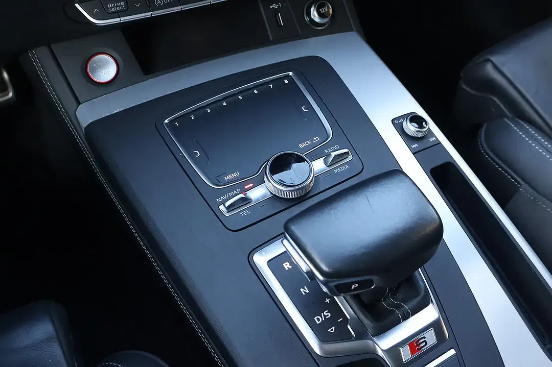 Audi SQ5 3.0 TDI quattro Matrix LED - Thumbnail 11