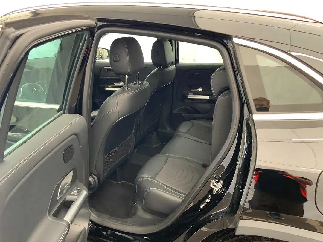 Mercedes-Benz GLA 200 - Thumbnail 9