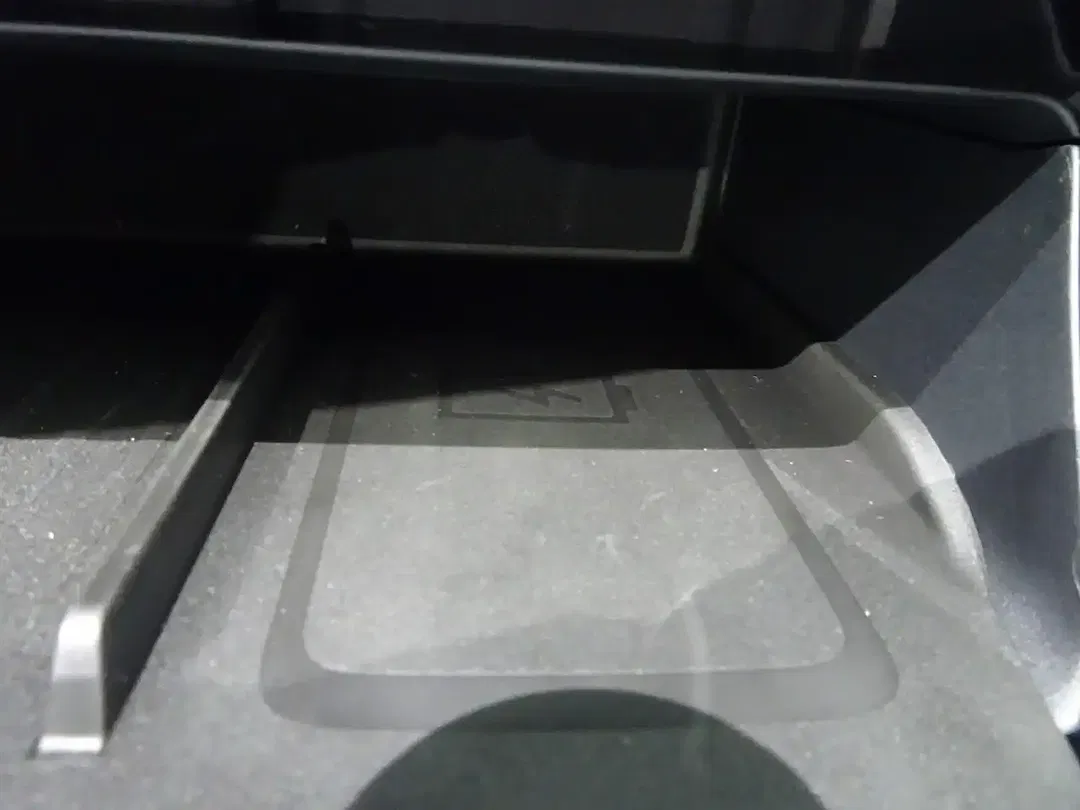 Ford Explorer 4x4 - Thumbnail 10