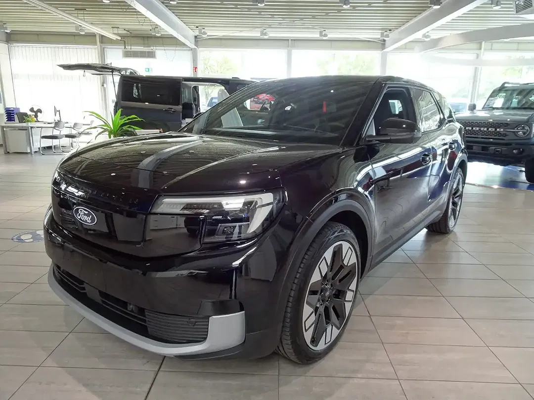 Ford Explorer 4x4 - foto 1
