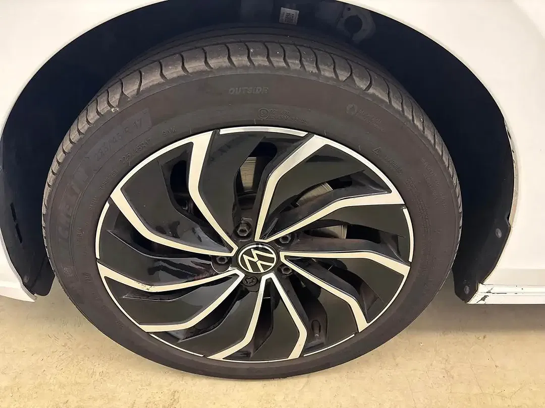 Volkswagen Golf 2.0 TSI Style - Thumbnail 11