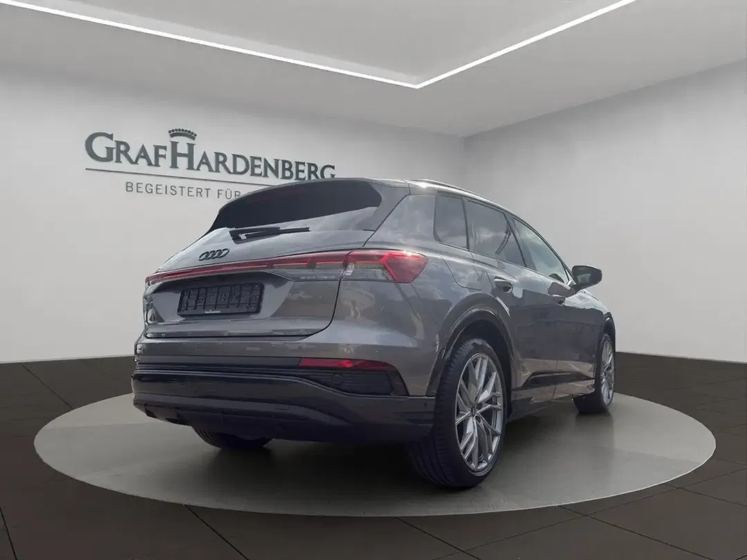 Audi e-tron - Thumbnail 6