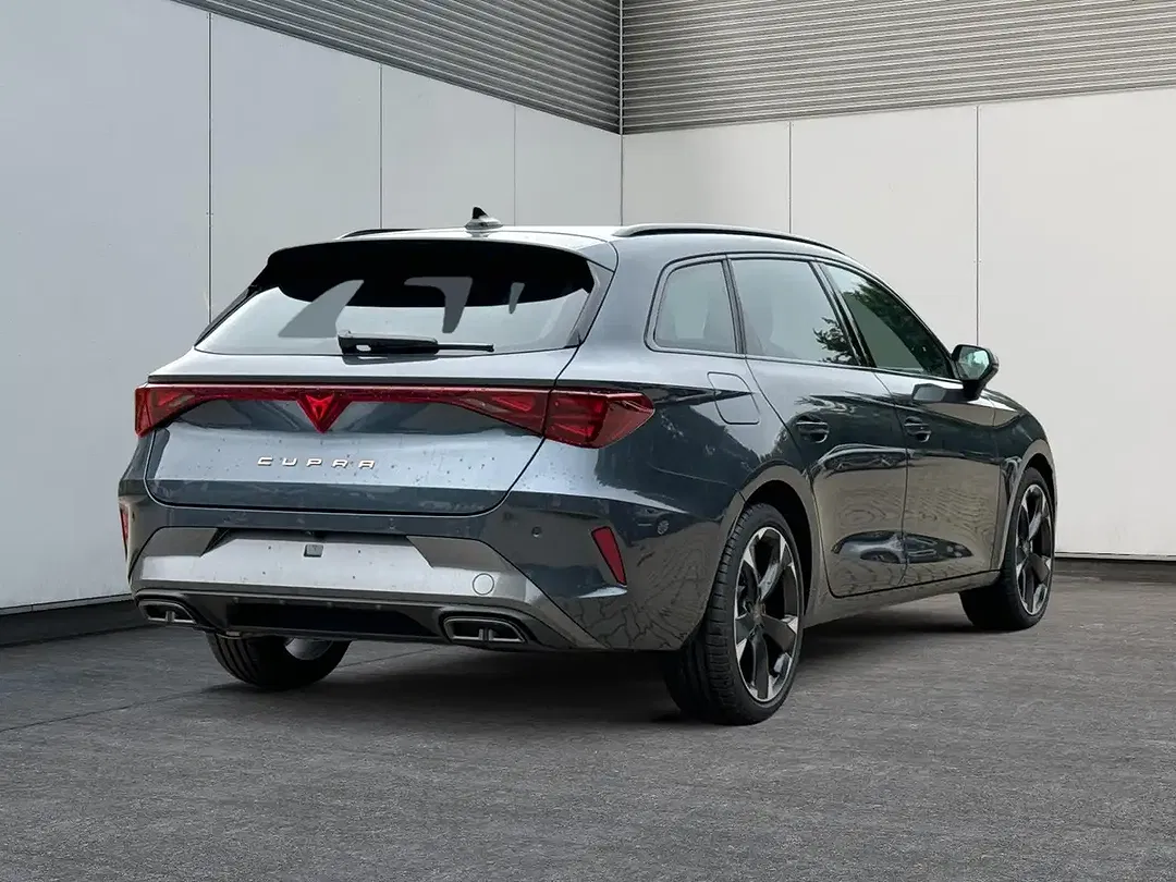 CUPRA Leon DSG Sportstourer - Thumbnail 3