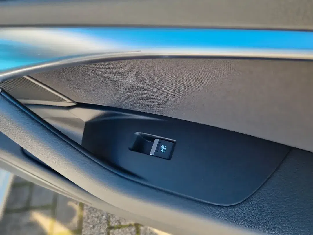 Audi A6 35 TDI Avant Edition - Thumbnail 23