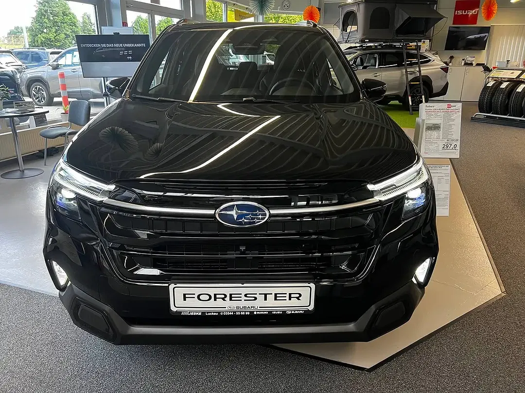Subaru Forester 2.0 Hybrid Platinum - Thumbnail 6
