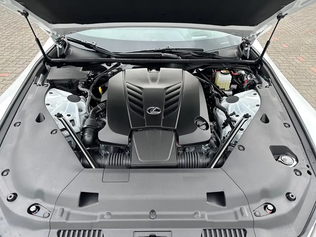 Lexus LC 500 Performance Cabriolet - Thumbnail 7