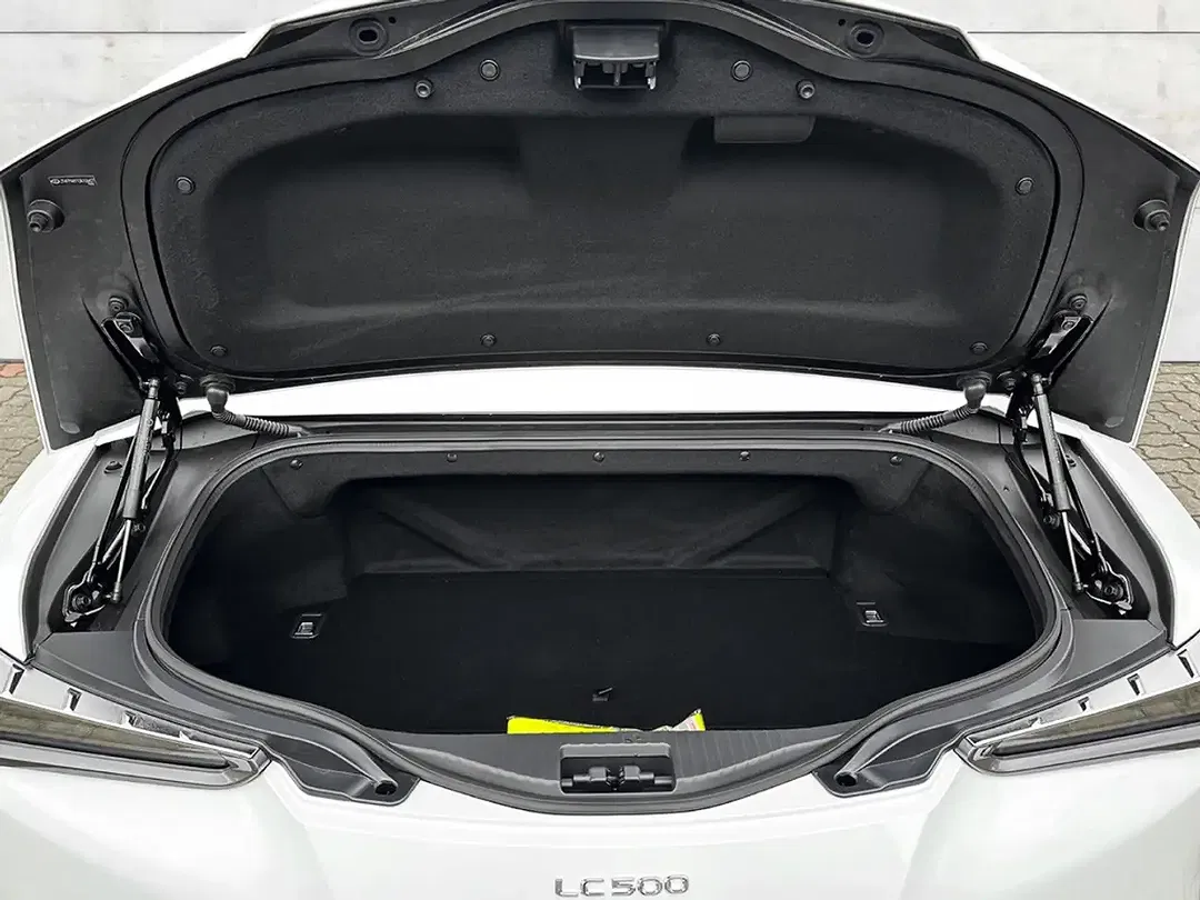 Lexus LC 500 Performance Cabriolet - Thumbnail 8