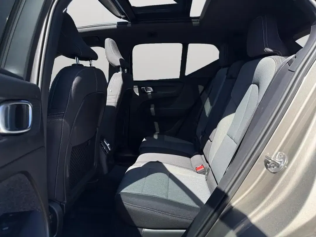 Volvo XC40 T4 Pro - Thumbnail 13