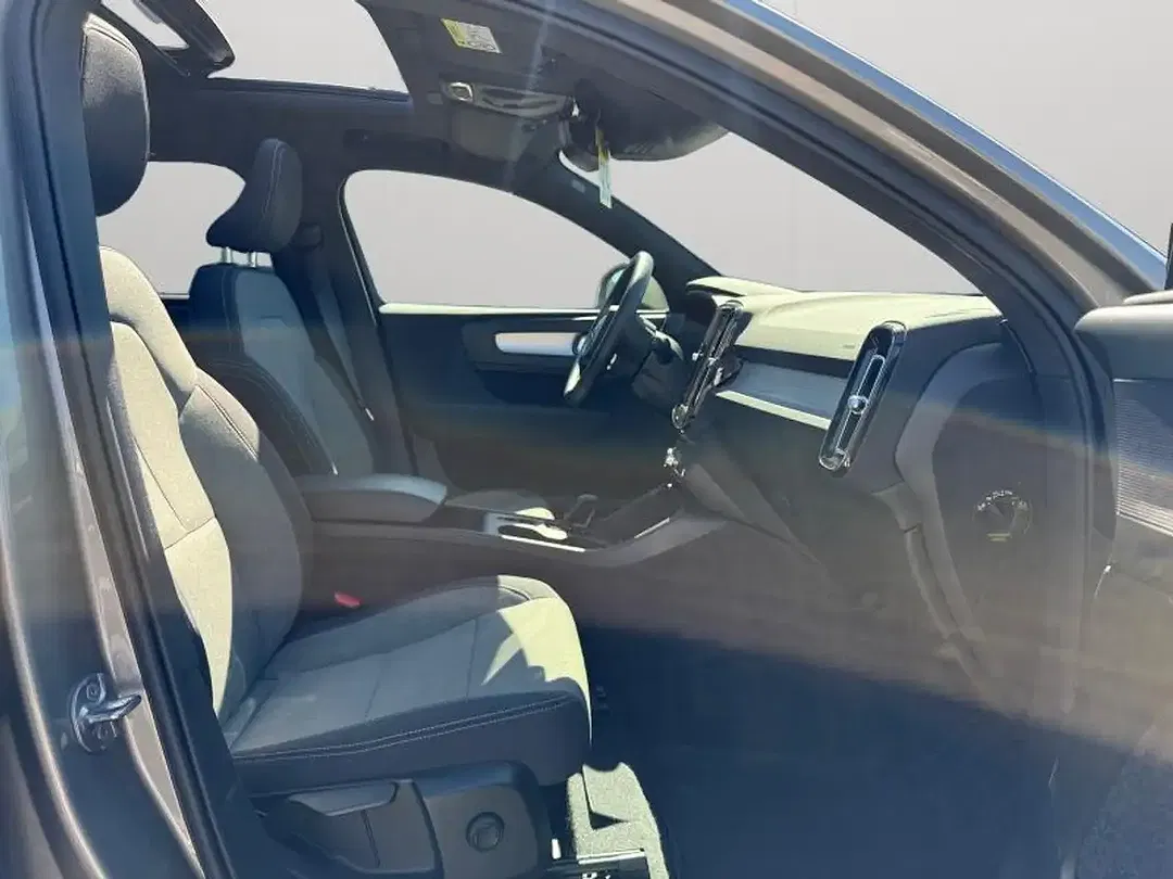 Volvo XC40 T4 Pro - Thumbnail 15
