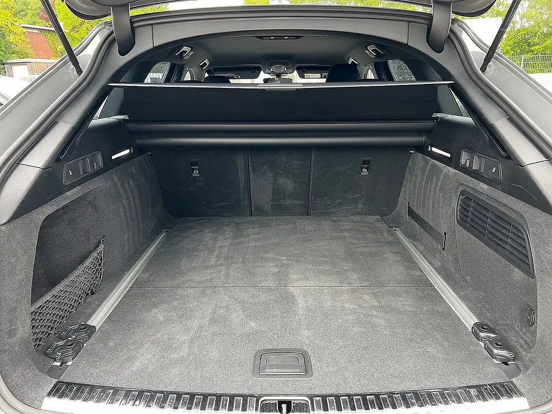 Audi RS6 4.0 TFSI quattro RS Avant - Thumbnail 11
