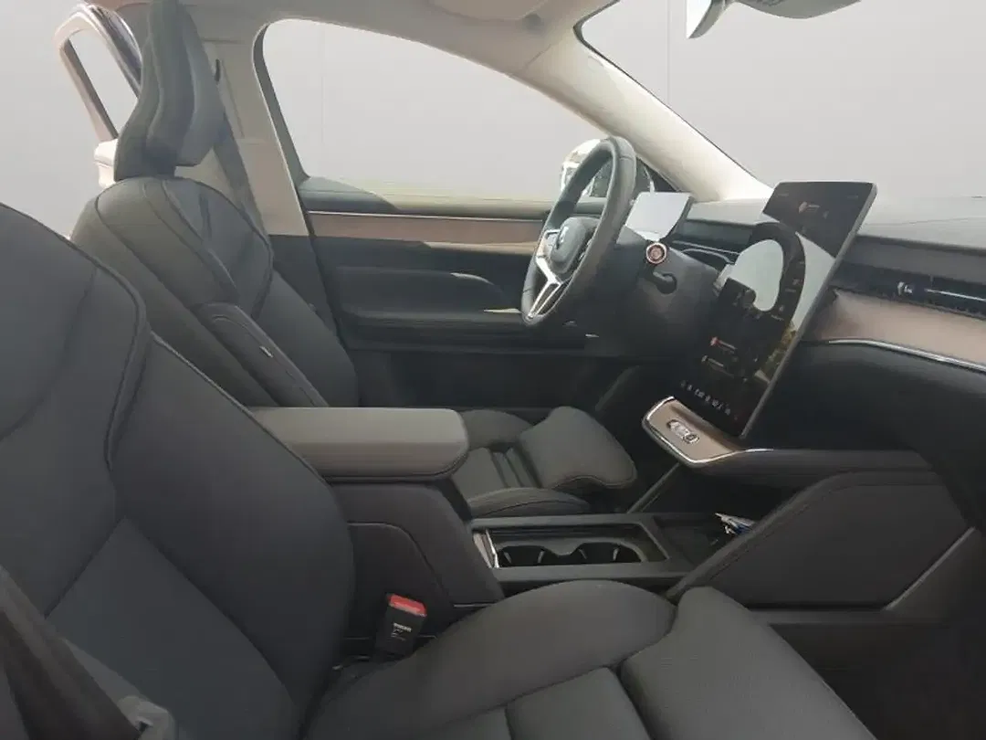 Volvo ES90 Ultra - foto 15