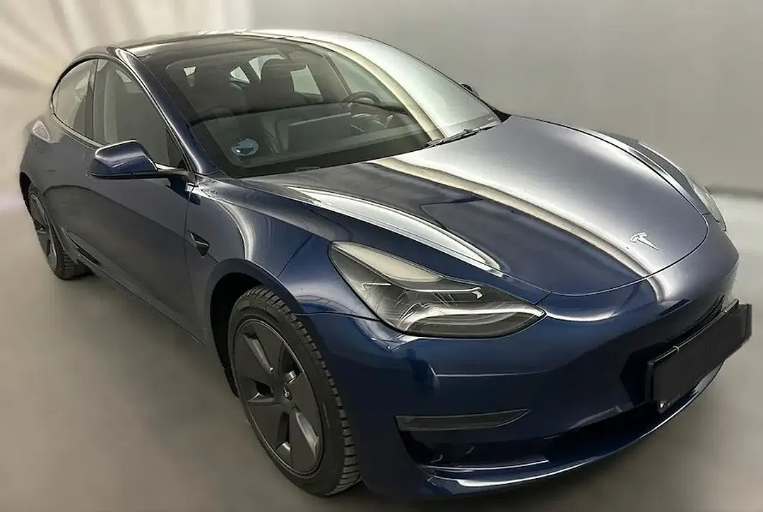 Tesla Model 3 AWD Dual Motor Long Range - Thumbnail 4