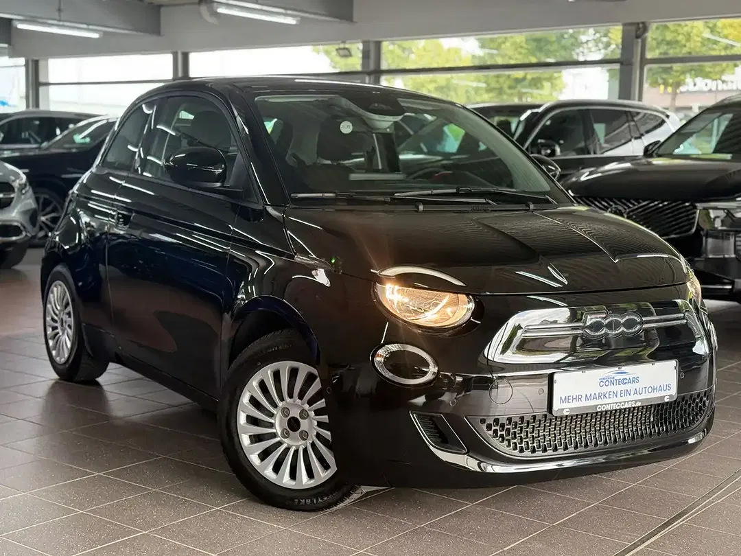 Fiat 500e RED - Thumbnail 1