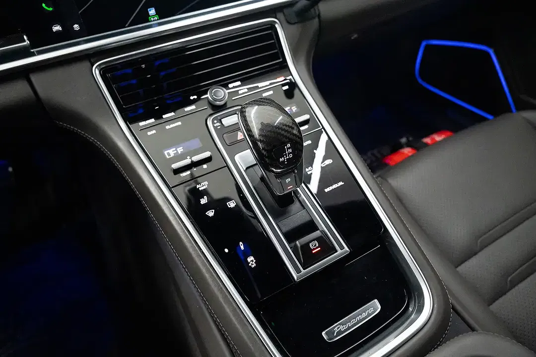 Porsche Panamera E-Hybrid 4 Sport Chrono Sport Turismo Design - Thumbnail 33