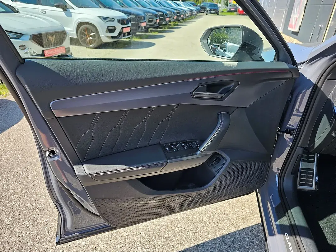 CUPRA Formentor 1.5 eTSI DSG - Thumbnail 10