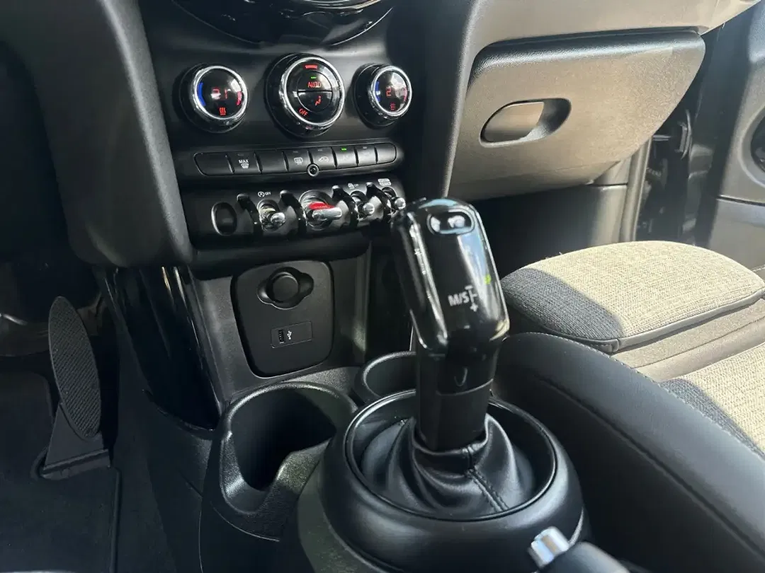 MINI Cooper AUT Classic Trim - Thumbnail 12