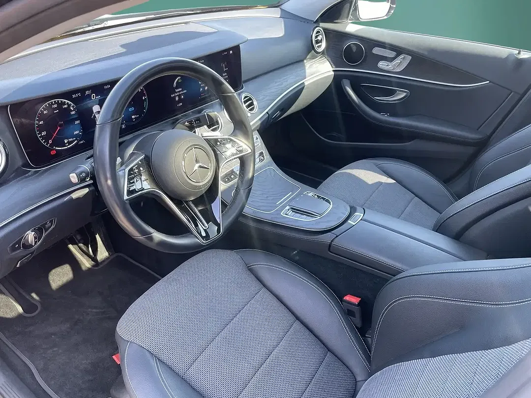 Mercedes-Benz E 300 4MATIC Avantgarde - Thumbnail 9