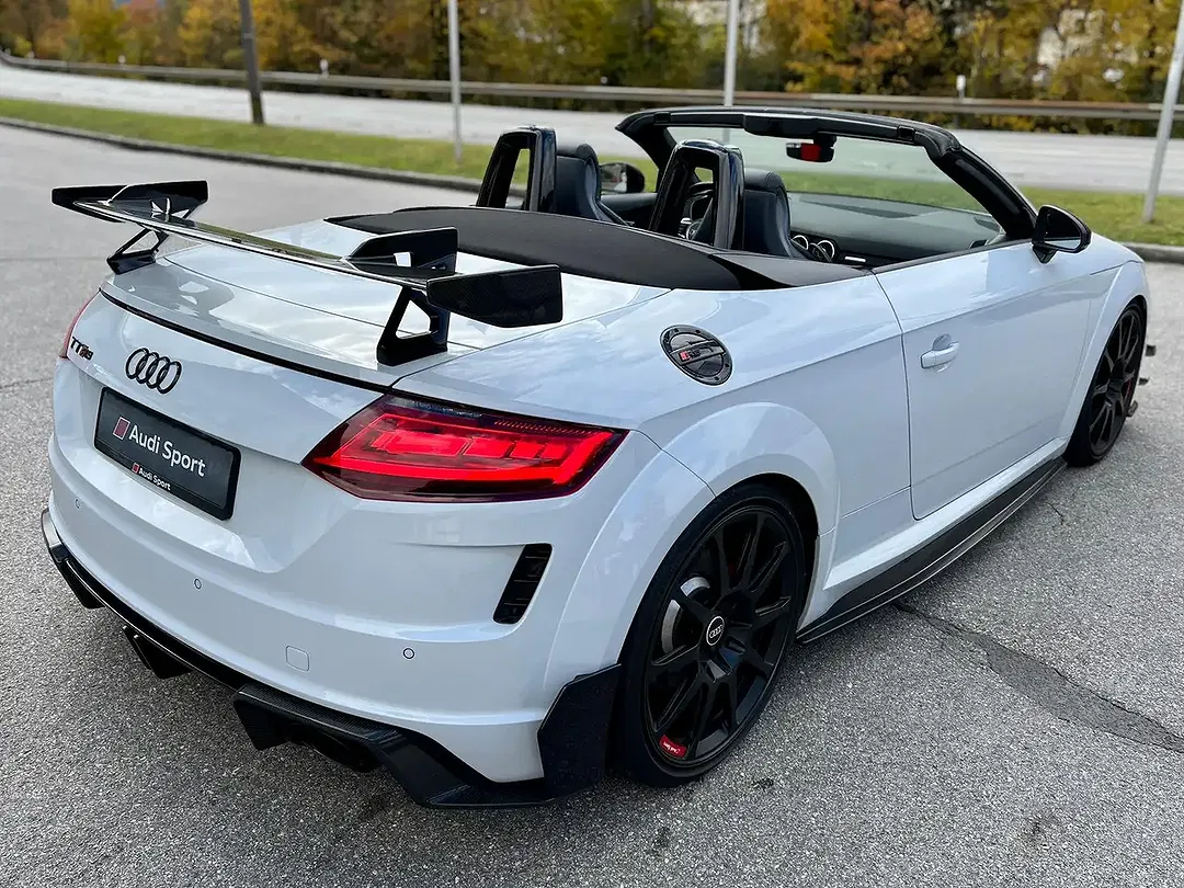 Audi TT RS performance Roadster - Thumbnail 10