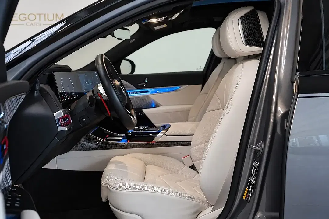 BMW 760 - Thumbnail 11