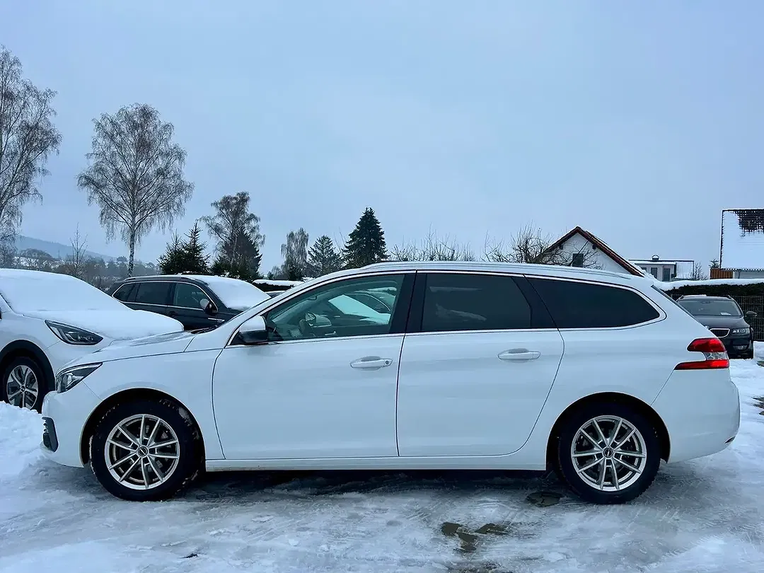 Peugeot 308 AUT Allure SW - Thumbnail 5