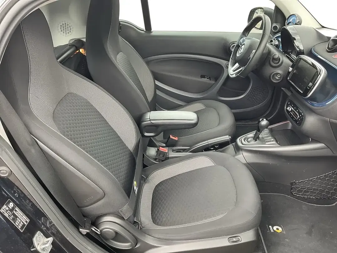 smart forTwo - Thumbnail 12