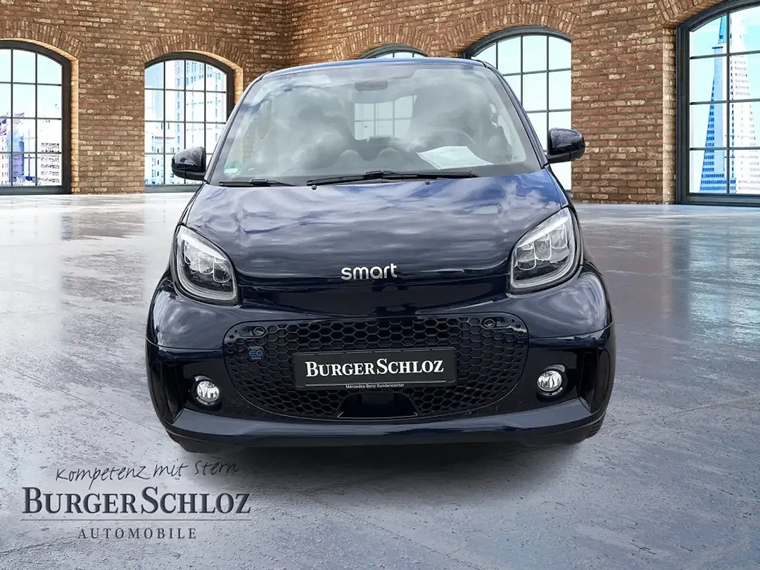 smart forTwo - Thumbnail 2