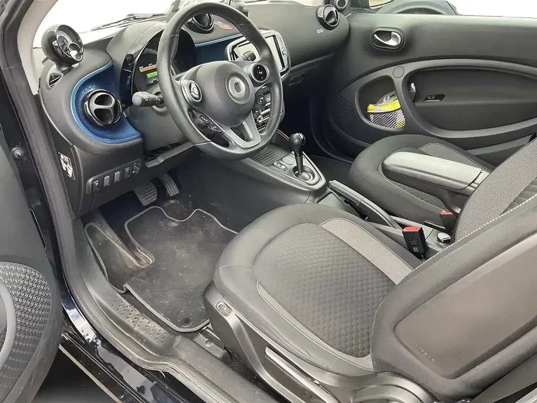 smart forTwo - Thumbnail 9