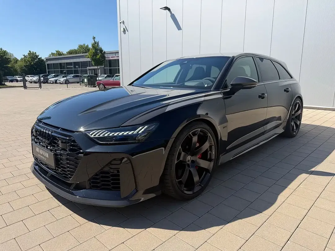 Audi RS6 Avant - Thumbnail 3