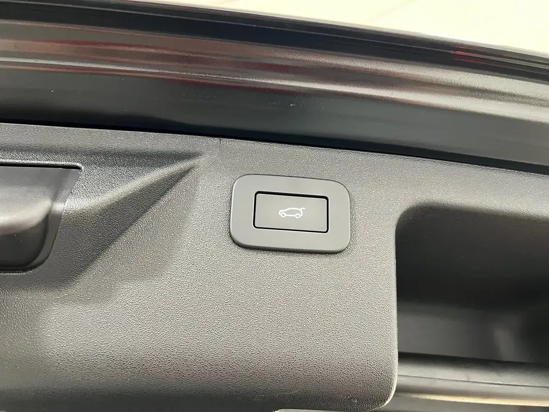 Land Rover Discovery Sport P300e PHEV R-Dynamic - Thumbnail 26