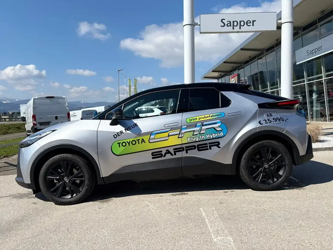 Toyota C-HR PHEV Active - Thumbnail 10