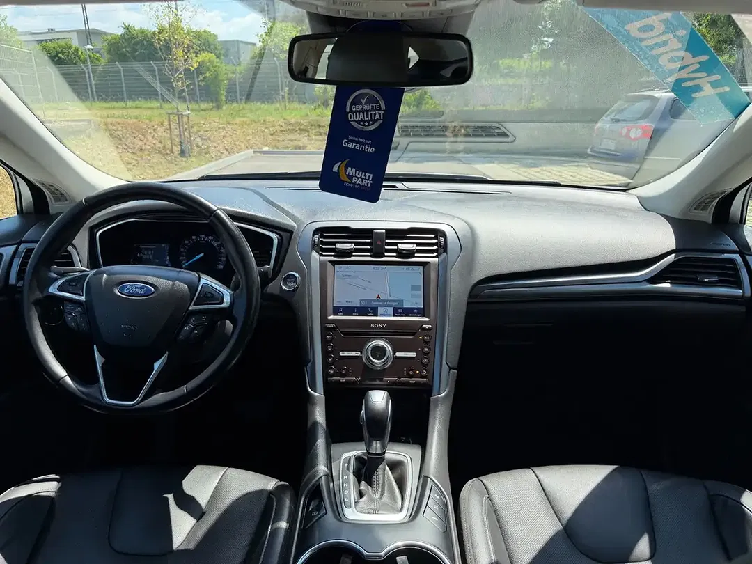 Ford Mondeo Hybrid Titanium - Thumbnail 14