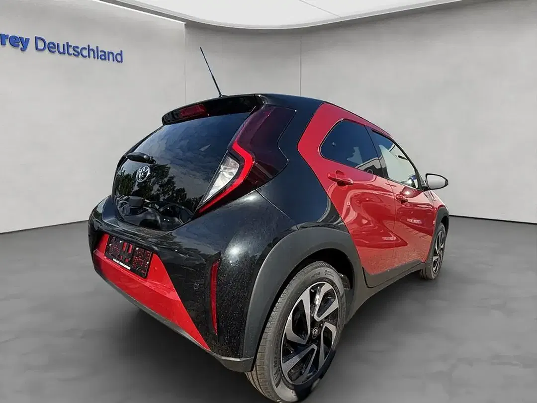 Toyota Aygo X CVT Air Teamplayer - Thumbnail 5