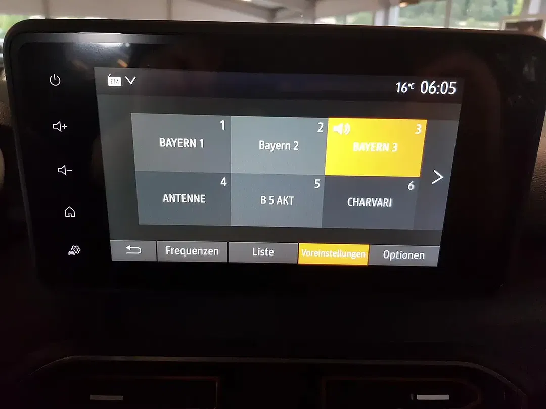 Dacia Sandero TCe ECO-G Stepway Extreme - Thumbnail 10