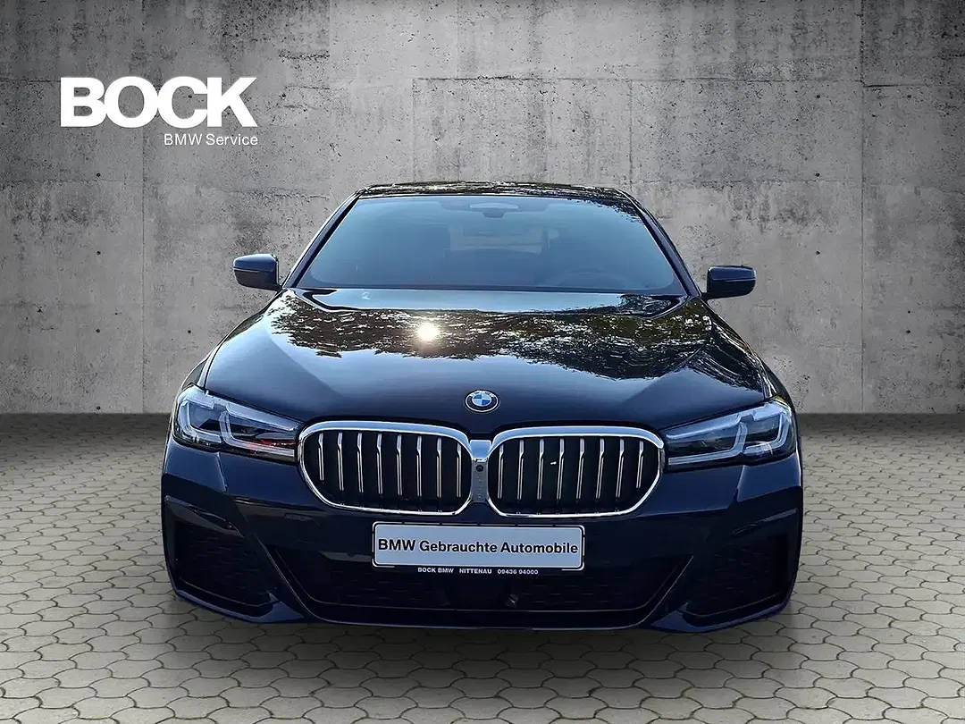 BMW 520 - Thumbnail 2