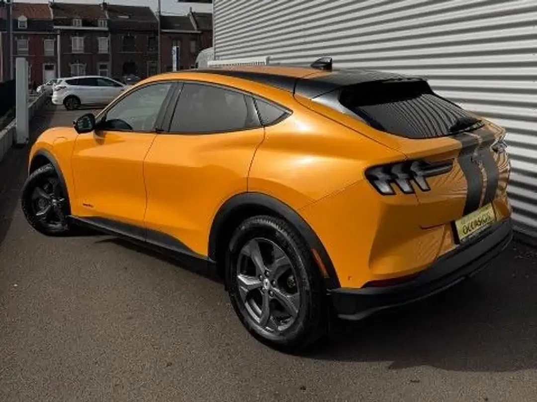 Ford Mustang Mach-E Standard Range 4x4 - Thumbnail 4