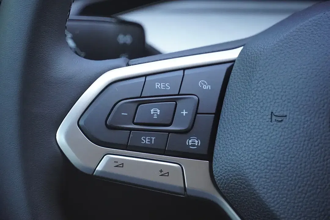 Volkswagen Golf 1.5 TSI Life - Thumbnail 9