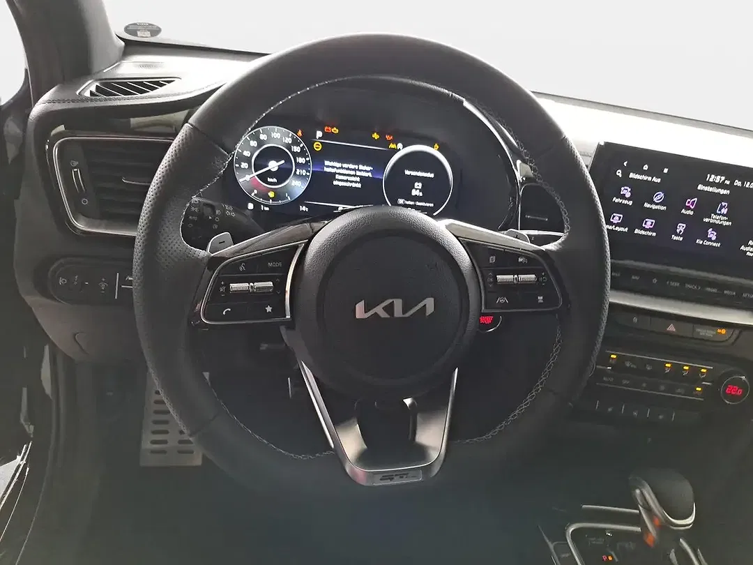 Kia Ceed SW / cee'd SW 1.5 T-GDI DCT GT-Line - foto 13