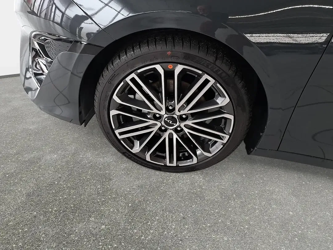 Kia Ceed SW / cee'd SW 1.5 T-GDI DCT GT-Line - Thumbnail 6