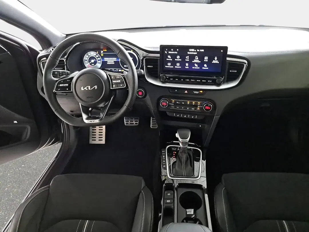 Kia Ceed SW / cee'd SW 1.5 T-GDI DCT GT-Line - Thumbnail 8