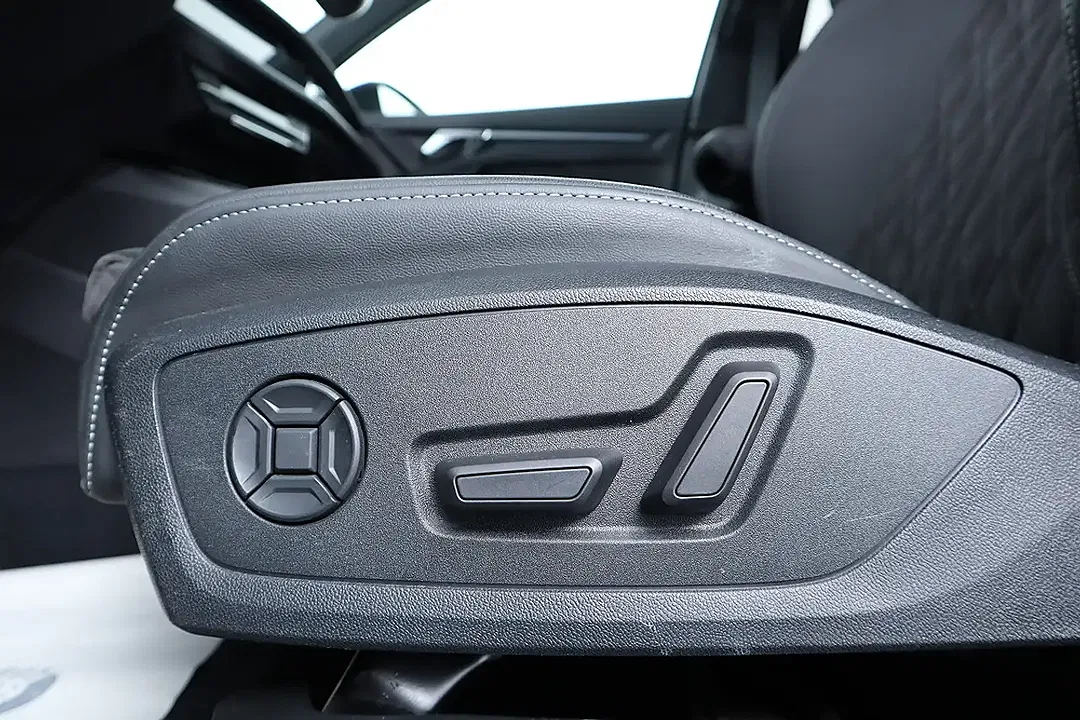 Audi A3 40 TFSI e Matrix LED S line - Thumbnail 17