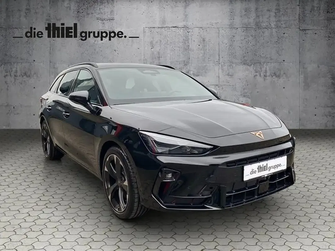 CUPRA Leon 2.0 TSI DSG 4Drive Sportstourer - Thumbnail 2