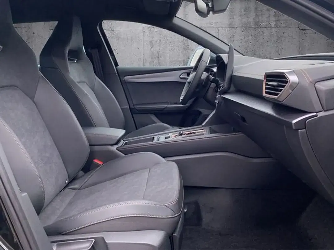 CUPRA Leon 2.0 TSI DSG 4Drive Sportstourer - Thumbnail 8