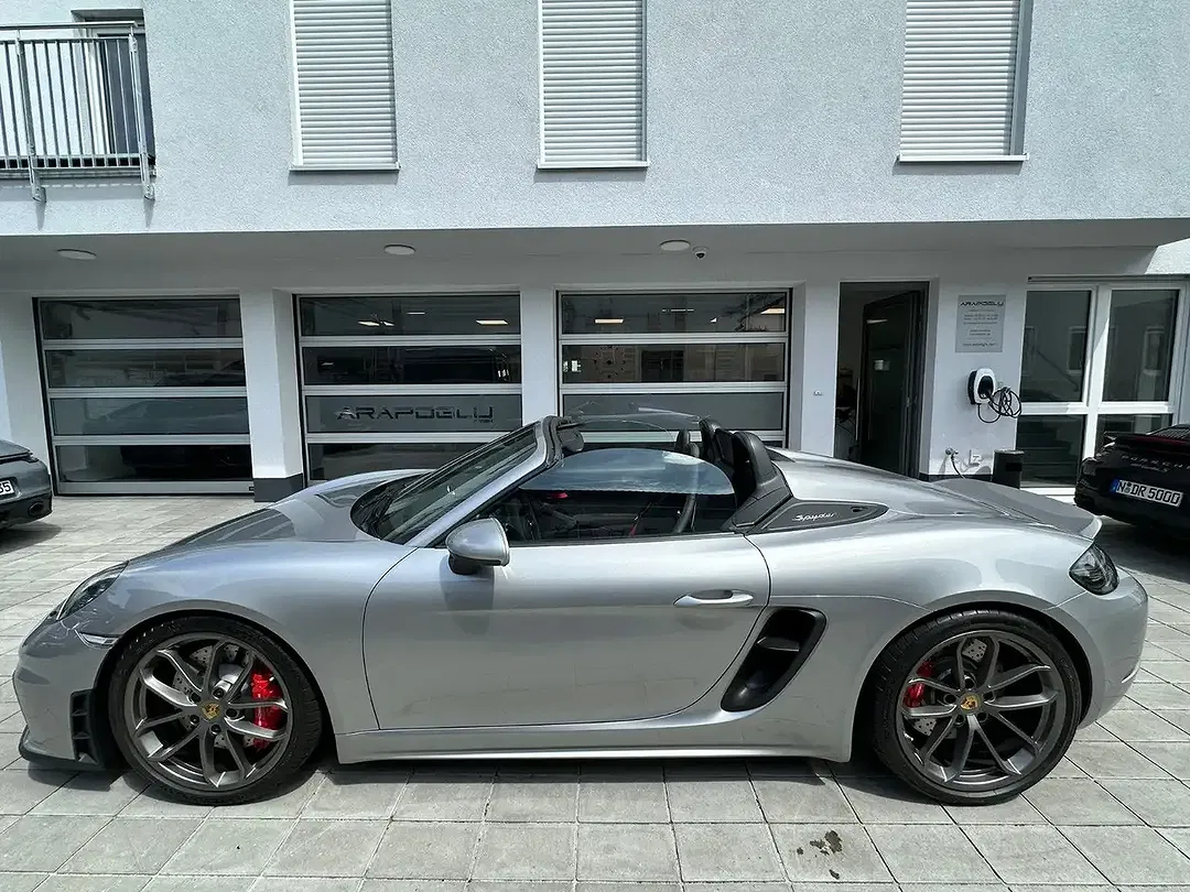 Porsche Boxster - Thumbnail 8