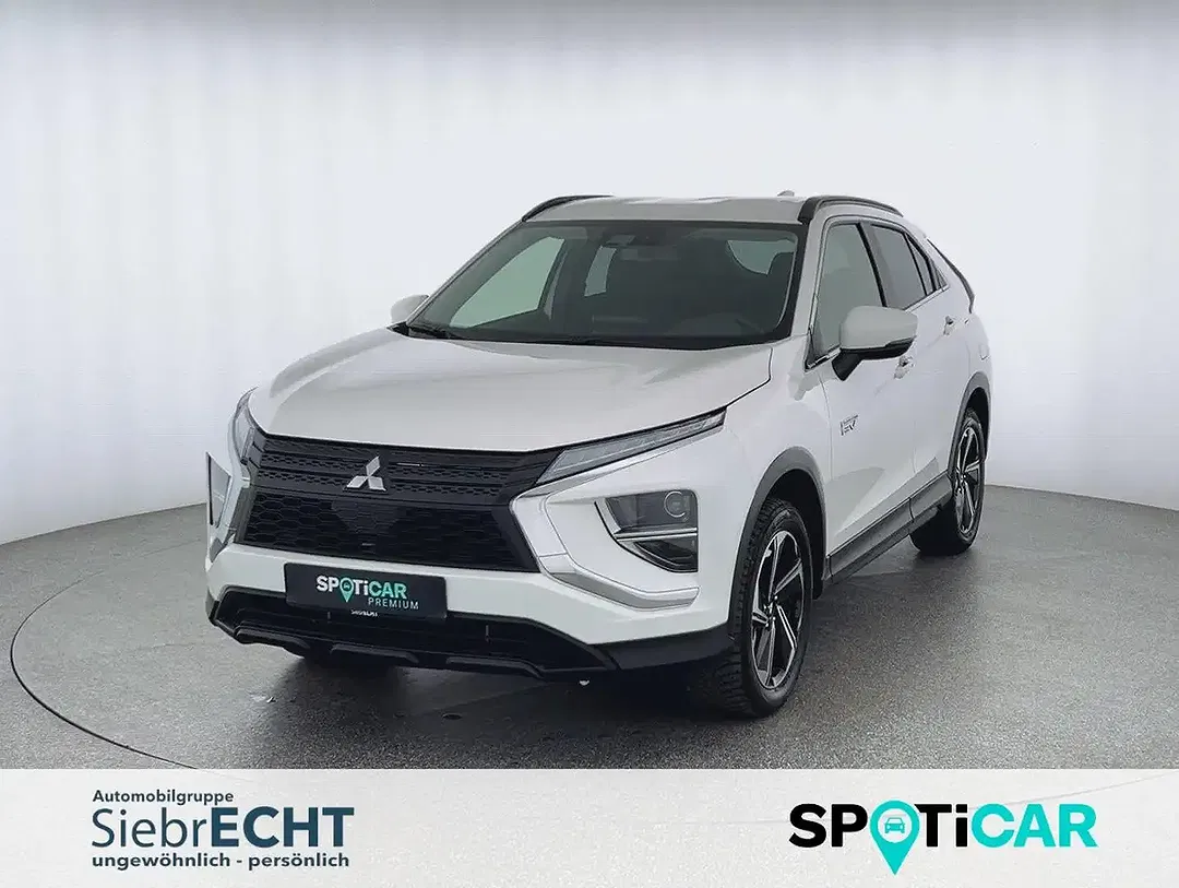 Mitsubishi Eclipse Cross 2.4 Hybrid 4WD Basis - foto 1
