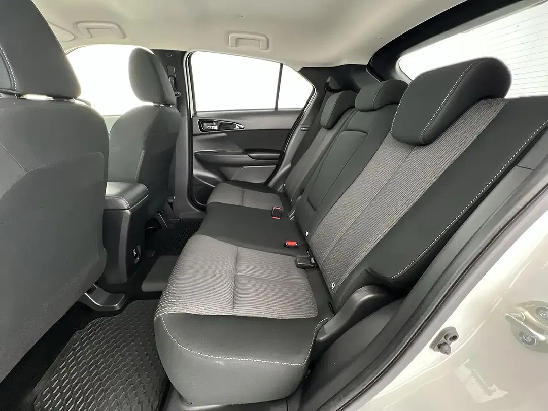 Mitsubishi Eclipse Cross 2.4 Hybrid 4WD Basis - Thumbnail 9