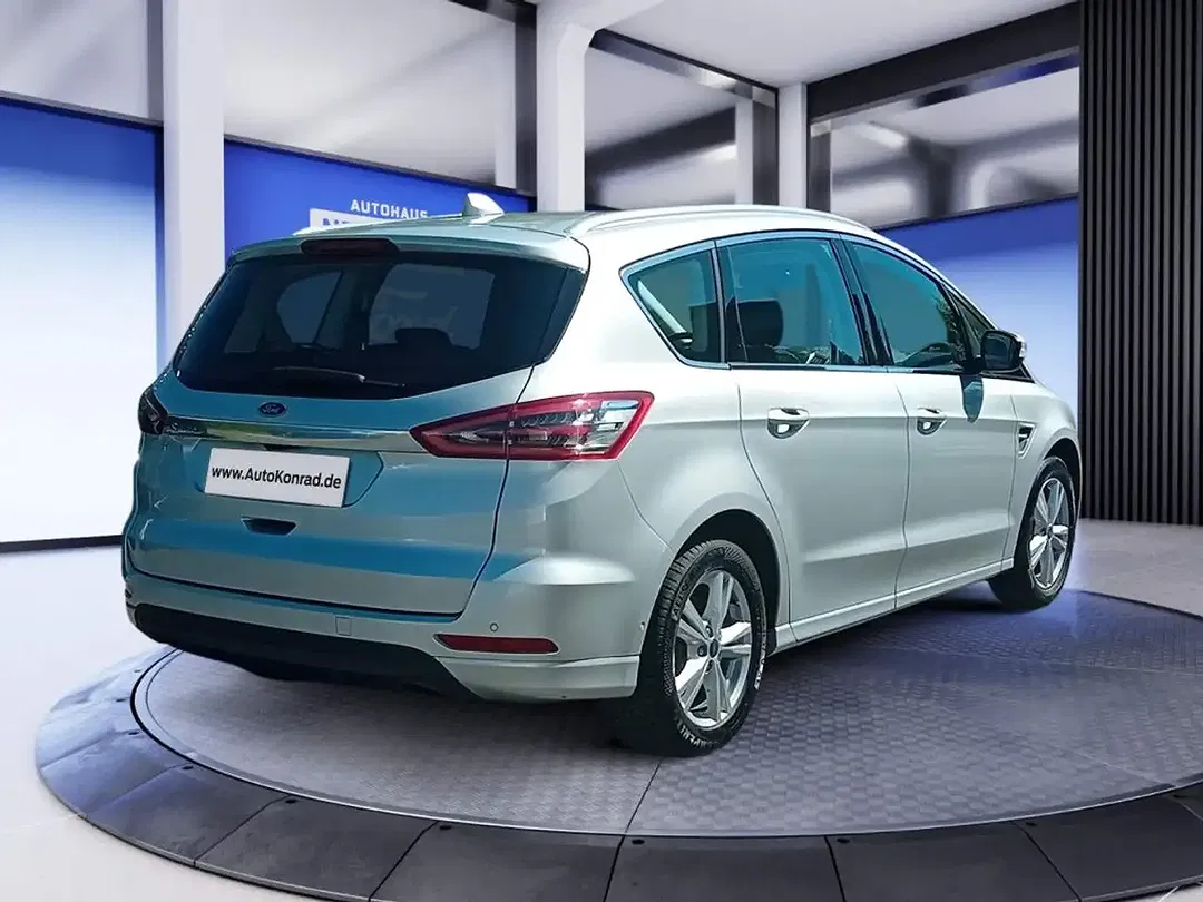 Ford S-Max 2.0 EcoBlue AUT Titanium - Thumbnail 5
