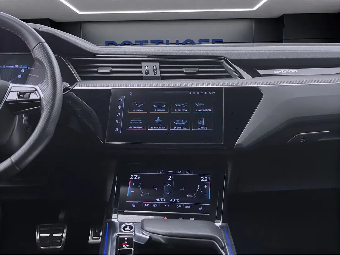 Audi Q8 55 e-tron S line - foto 15